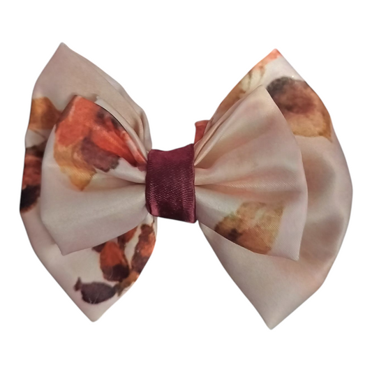 2. Cute bow clip for women – handmade hair accessory in elegant style